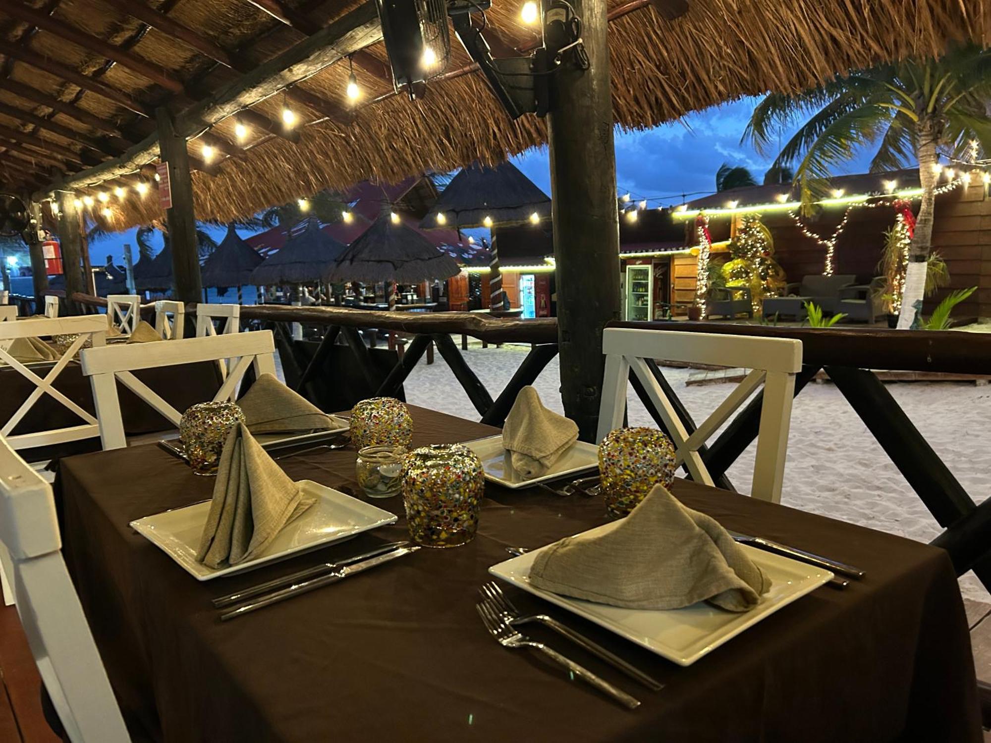 The Diving Lodge Downtown Puerto Morelos Exterior foto